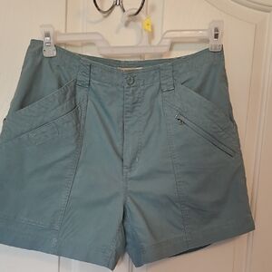 Royal Robbins Light Blue Hiking Shorts Cargo Style Gently Worn No Stains.